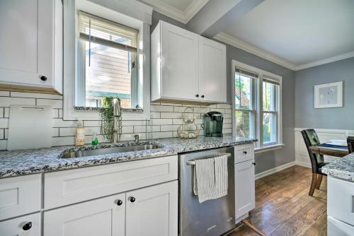 Historic Dearborn Home 13 Mi to Downtown Detroit! in Dearborn, USA