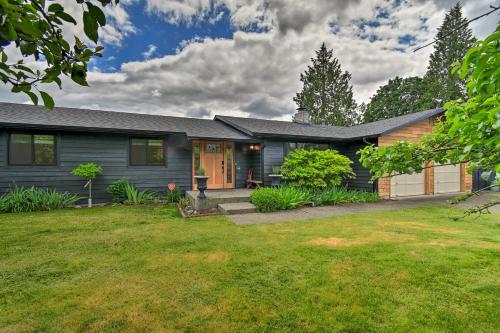 Stylish Olympia Home with Private Boat Dock!