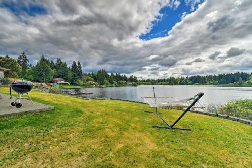 Stylish Olympia Home with Private Boat Dock!