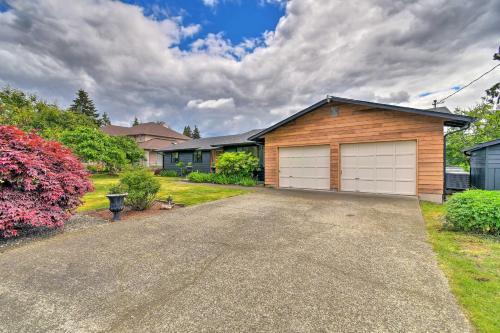 Stylish Olympia Home with Private Boat Dock!