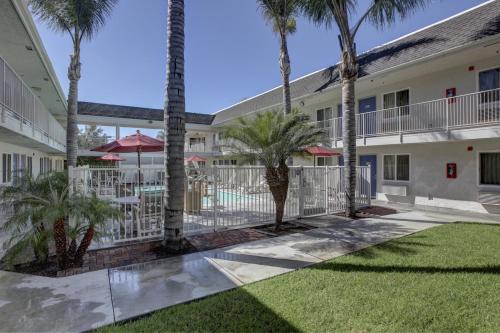 Motel 6-Westminster CA - North - main image