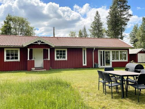 B&B Håcksvik - 6 person holiday home in H CKSVIK - Bed and Breakfast Håcksvik