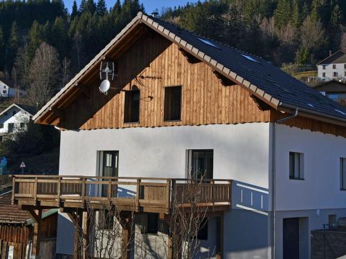 . Gîte 4 étoiles avec sauna et terrasses pour 14 pers.