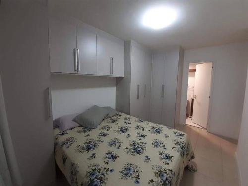 Apartamento Padrão em condominio completo no Recreio