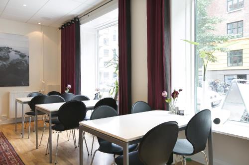 Hotel Copenhagen Apartments - image 9