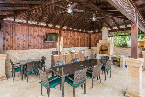 Photo - Mediterra Residence