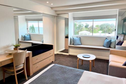 Coogee Sands Hotel & Apartments - image 11