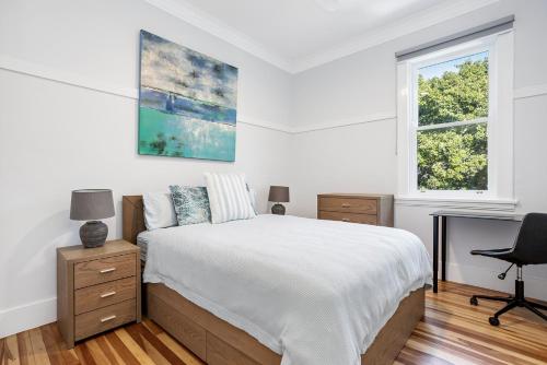 Harbour View in Rose Bay - image 12