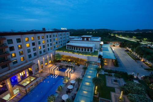 Hotel Novotel Hyderabad Airport