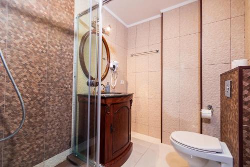 C&Y Marco Apartments