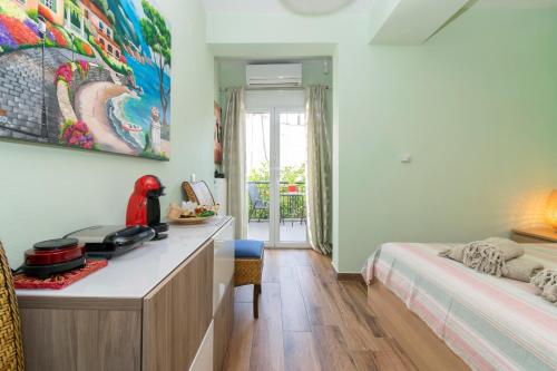  The Green Room in Neos Marmaras