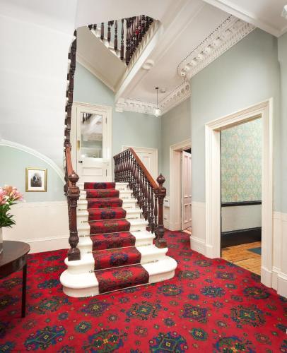 Crown Gardens - image 10