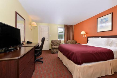 Queen Room