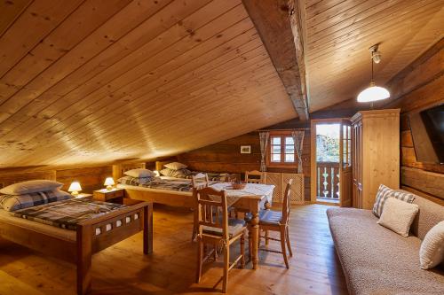 Volarská roubenka - image 11