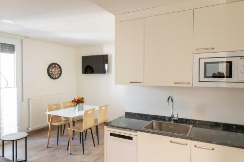 ห้องครัว, Apartamentos Herri Ondo REFUGIO CLIMATICO in อีตูร์เมนดี