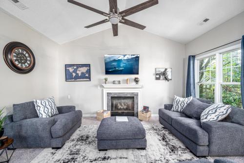 Cozy Industrial Kildaire Farms Home- near Downtown in Cary, USA