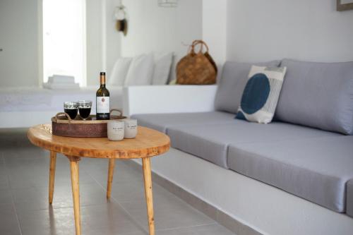 Korina's Suites, Andros (foto 8)