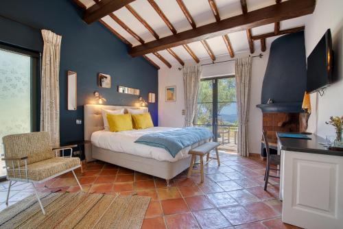 1 queen bed