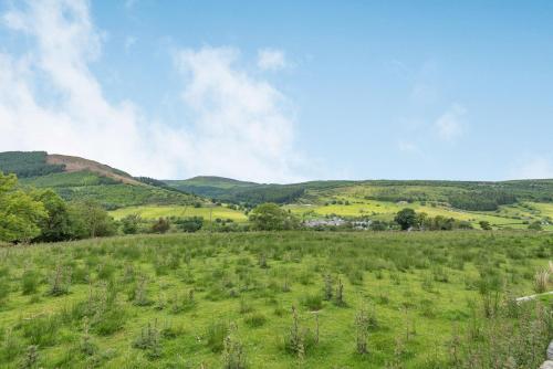 3 Tyn Y Mynydd - image 10