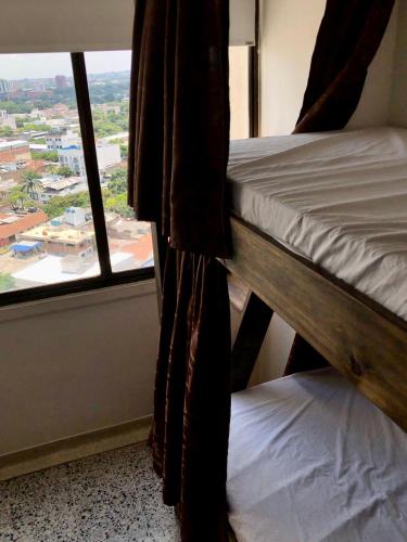 Bunk Bed in Mixed Dormitory Room image 6