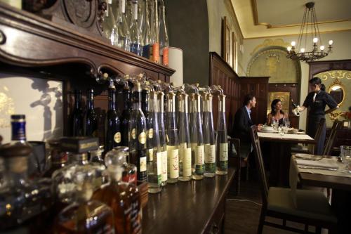 Hotel Weißes Kreuz - image 7