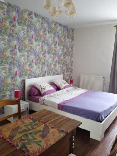 1 queen bed