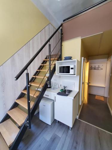 Economy Rooms and Apartments - image 13