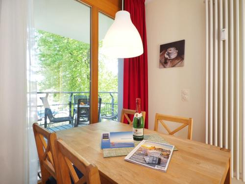 Kaiservillen Heringsdorf - Ferienwohnung mit 1 Schlafzimmer und Balkon D124