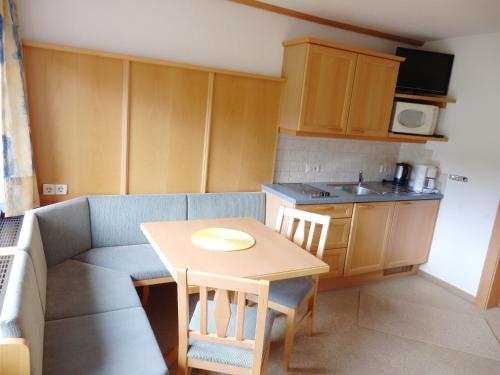 Superior One-Bedroom Apartment