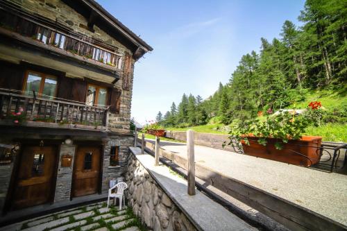 Antica casa di montagna Maison Bovard chambre d'hôte Chappuis