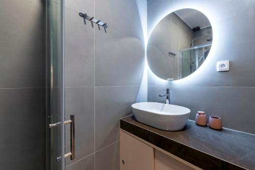 Studio Apartment image 5