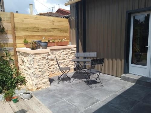 GITE AMERICAN DINER sur la site THE FARM OUEST capacité 7 personnes (GITE AMERICAN DINER sur la site THE FARM OUEST capacite 7 personnes) in La Chaize-le-Vicomte