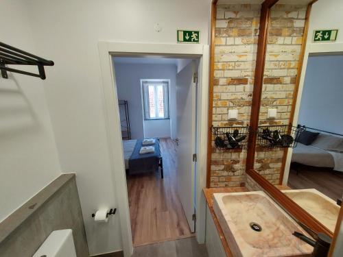 Wolley - Peniche GuestHouse 5