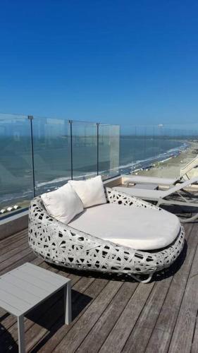 Family Cartagena Jacuzzi AC 10PAX WiFi 3BR next hotel Americasco - image 2