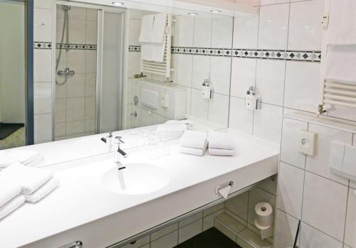 Two-Bedroom Apartment image 3