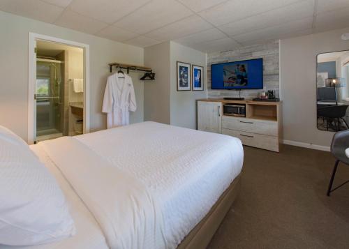 1 queen bed