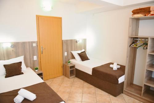 Guest House Mica - image 10