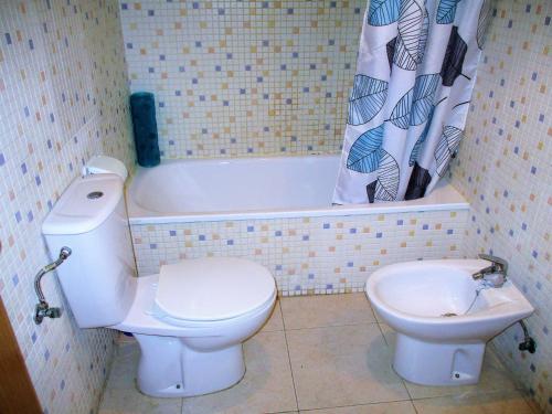 Three-Bedroom Apartment image 1