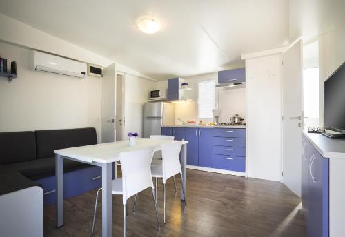 Mobile Homes Valkanela - main image