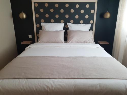 Les Moineaux de Crussol chambre d'hôte Cornas