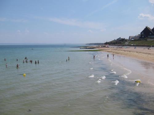 Maisonnette avec terrasse à 50m de la plage