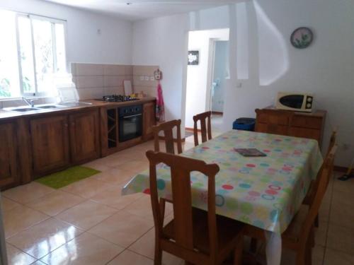 Location saisonnière Le Clos des Agrumes (Location saisonniere Le Clos des Agrumes) in Sainte Anne