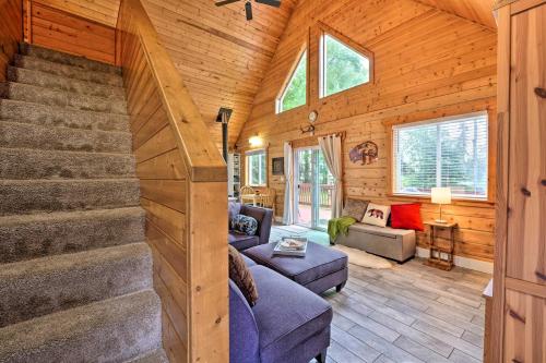 Blind Bear Lodge about 1 Mile to Kenai River Fishing! - image 2