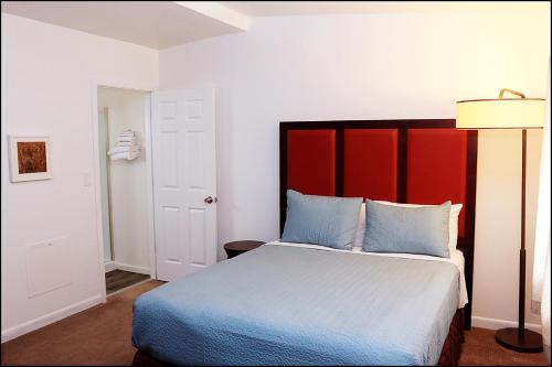 1 queen bed
