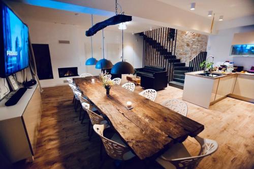 Létesítmények, Villa Transylvania in Cetate