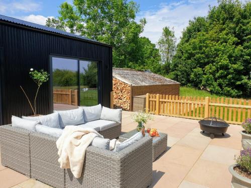 . Finest Retreats - Blackbarn Wood