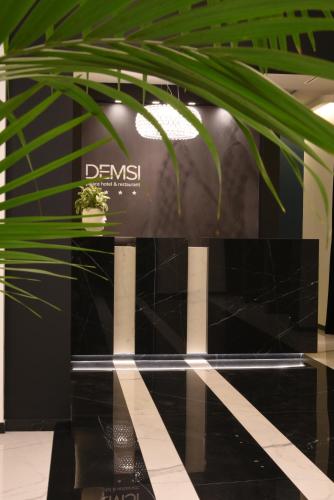 Előcsarnok, DEMSI Palace Hotel & Restaurant in Foggia