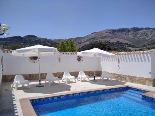  6 bedrooms villa with private pool furnished terrace and wifi at Las Lagunillas in Las Lagunillas