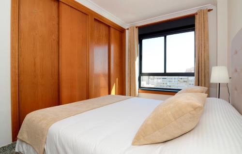 One-Bedroom Apartment with Terrace image 9