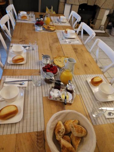 La Jacarandière (La Jacarandiere) in Les Forges